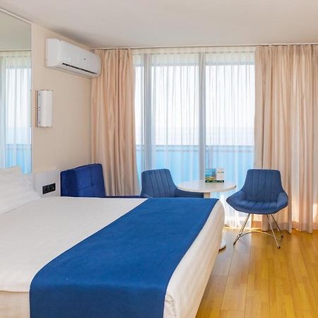 Orbi City Luxury Suite Batumi Luaran gambar