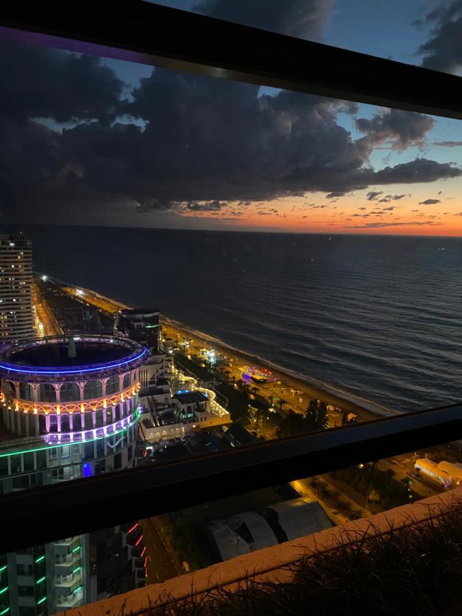 Orbi City Luxury Suite Batumi Luaran gambar