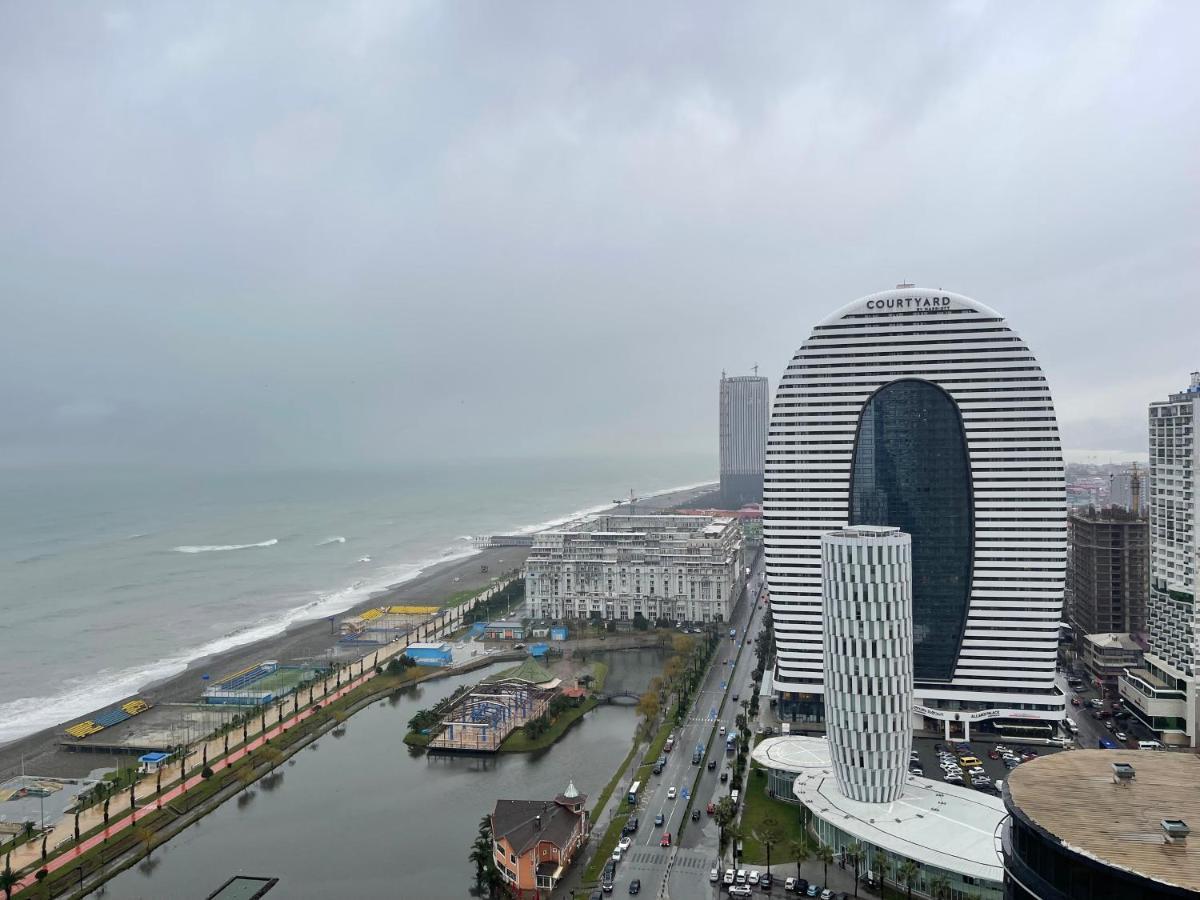 Orbi City Luxury Suite Batumi Luaran gambar