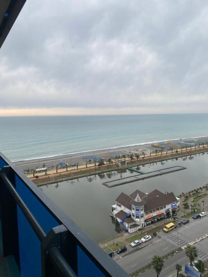 Orbi City Luxury Suite Batumi Luaran gambar