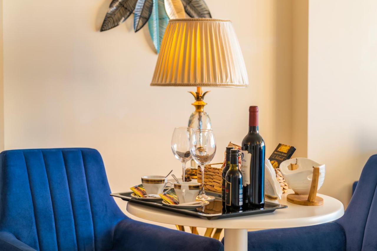 Orbi City Luxury Suite Batumi Luaran gambar