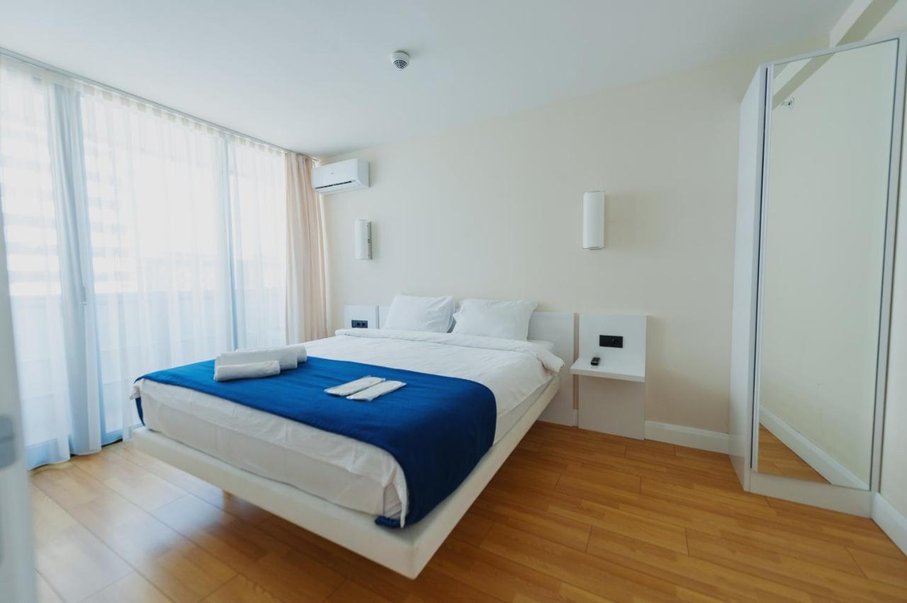 Orbi City Luxury Suite Batumi Luaran gambar