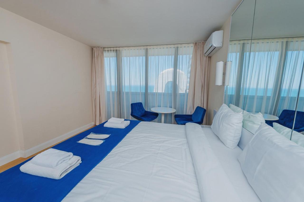 Orbi City Luxury Suite Batumi Luaran gambar