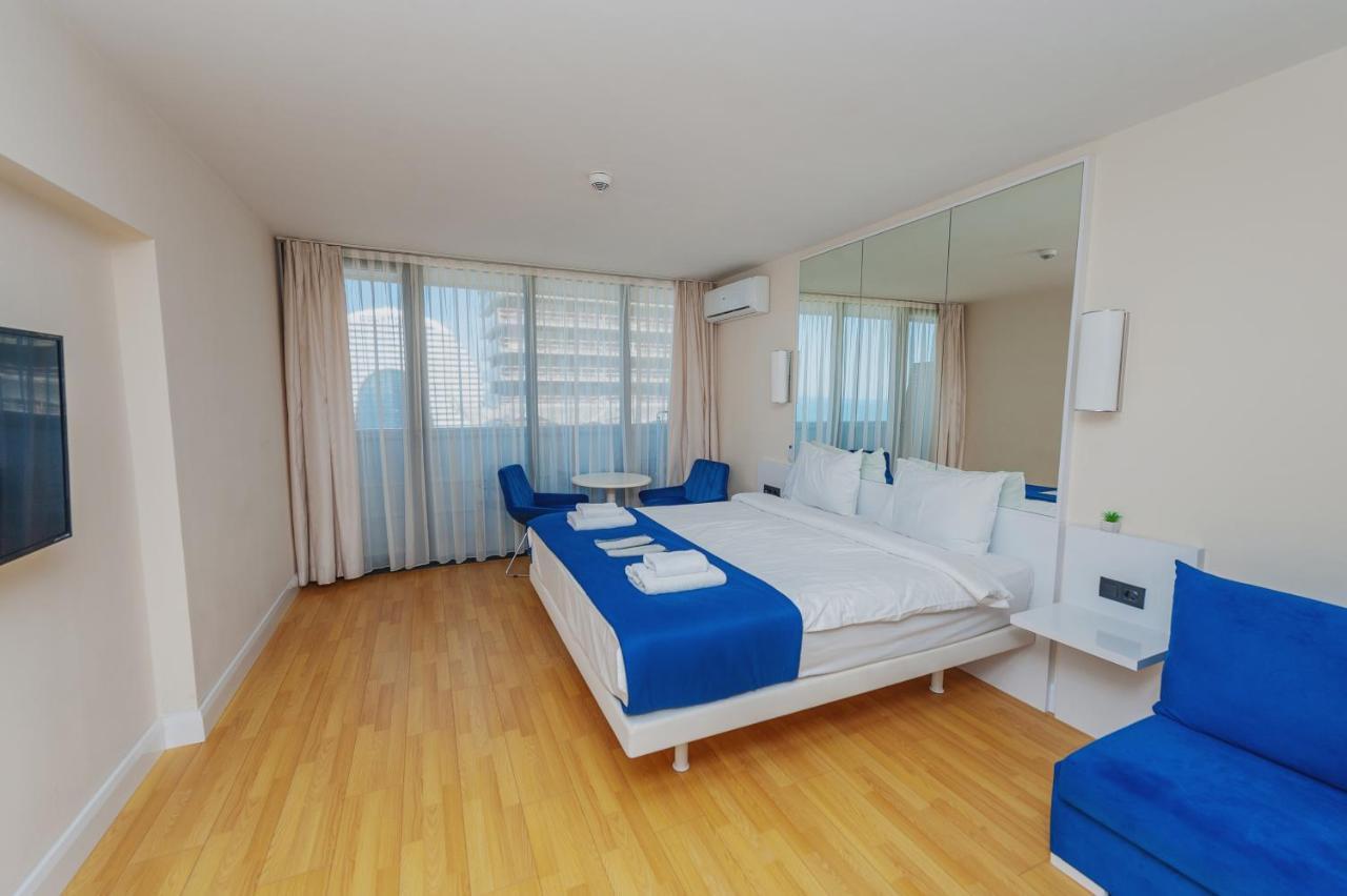 Orbi City Luxury Suite Batumi Luaran gambar