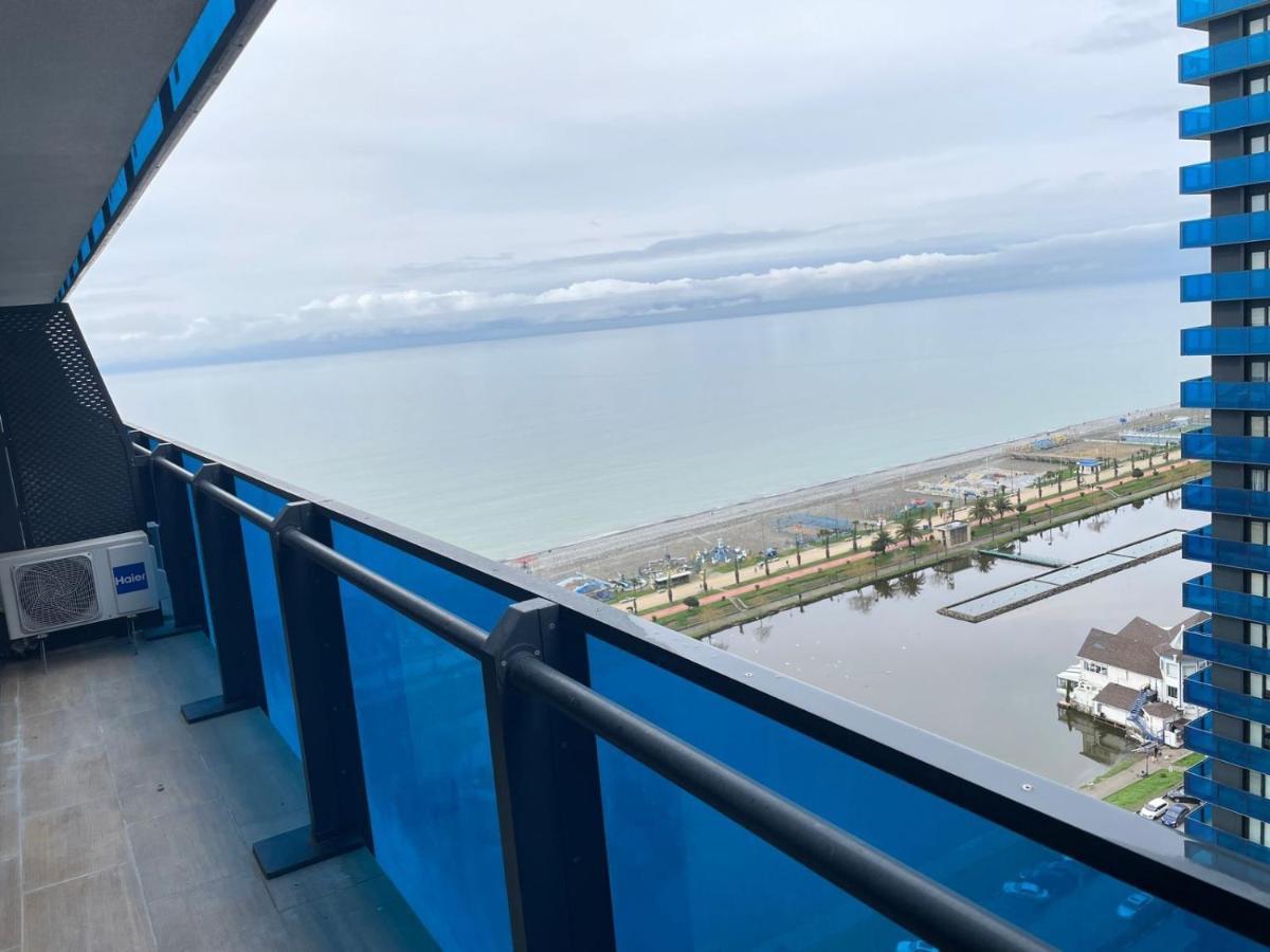 Orbi City Luxury Suite Batumi Luaran gambar